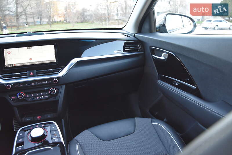 Позашляховик / Кросовер Kia Niro 2022 в Дрогобичі