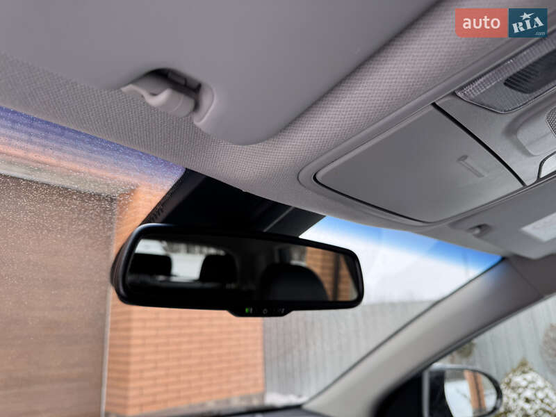 Внедорожник / Кроссовер Kia Niro 2020 в Казатине