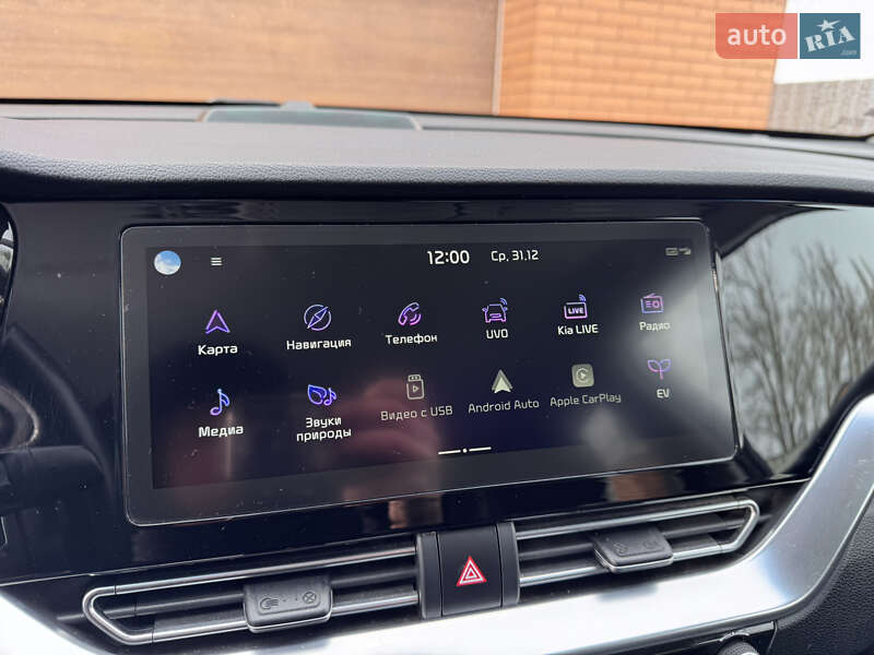 Внедорожник / Кроссовер Kia Niro 2020 в Казатине