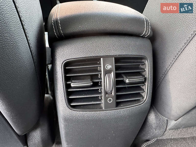 Внедорожник / Кроссовер Kia Niro 2020 в Казатине