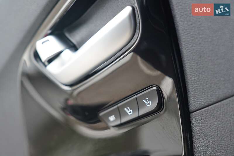 Позашляховик / Кросовер Kia Niro 2020 в Дрогобичі