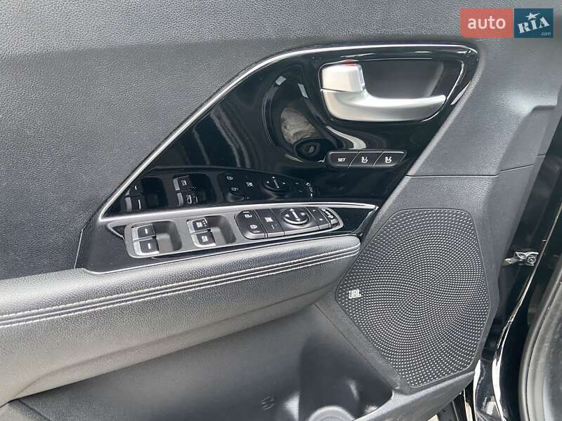 Позашляховик / Кросовер Kia Niro 2020 в Стрию