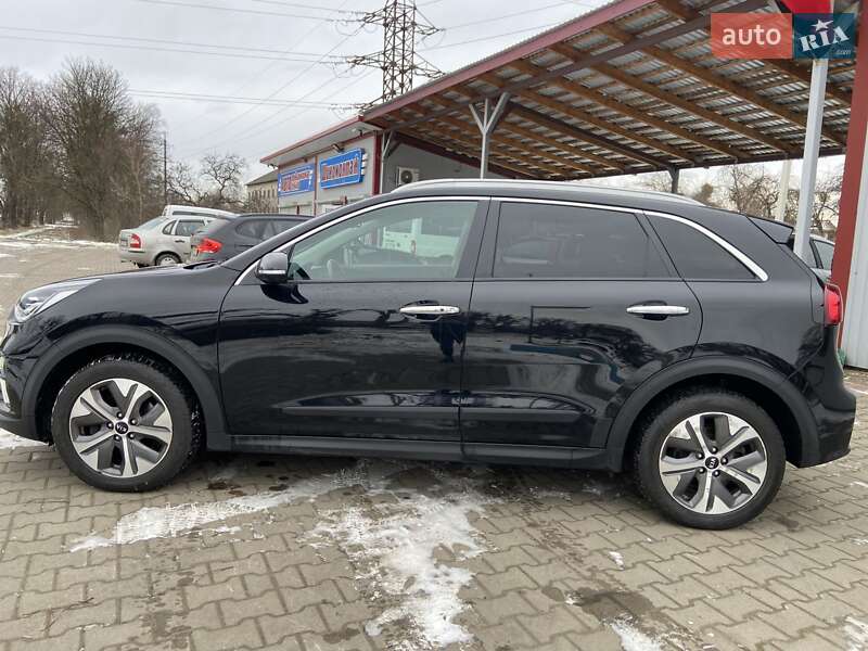 Позашляховик / Кросовер Kia Niro 2020 в Стрию