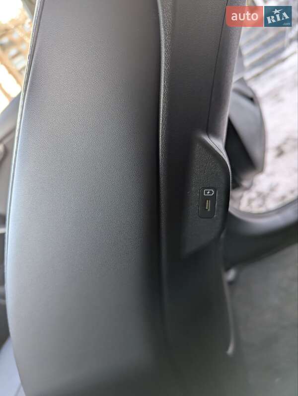 Внедорожник / Кроссовер Kia Niro 2022 в Ровно