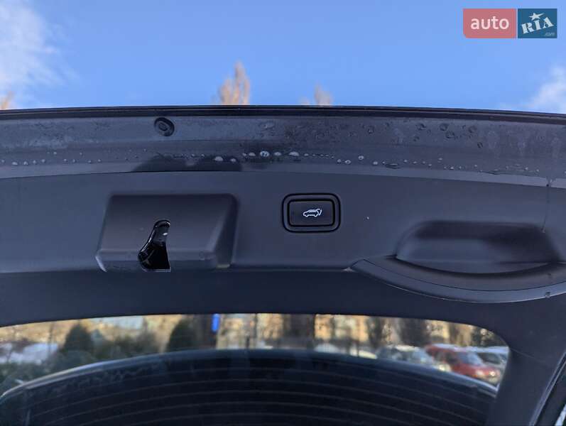 Внедорожник / Кроссовер Kia Niro 2022 в Ровно