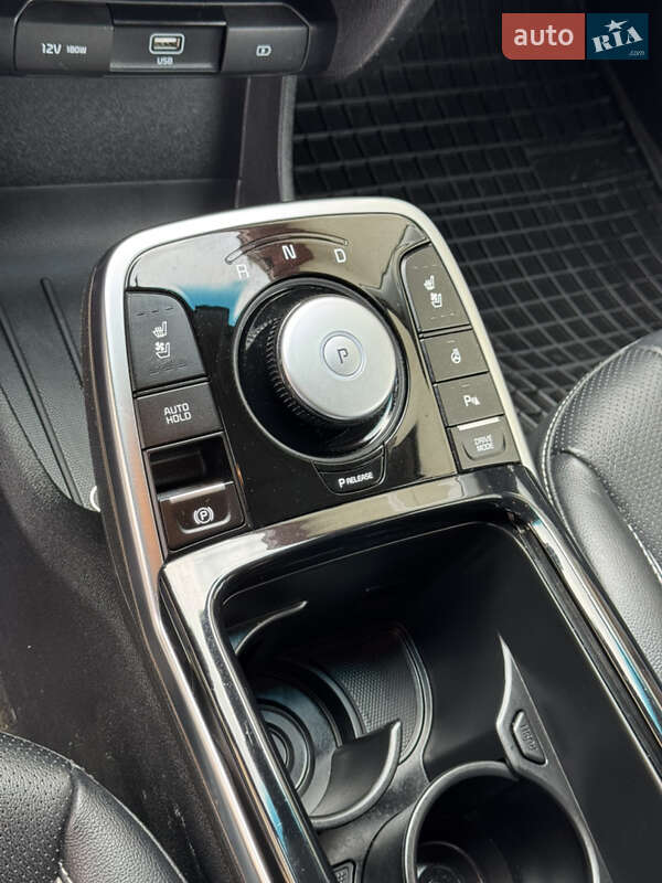 Позашляховик / Кросовер Kia Niro 2020 в Дрогобичі