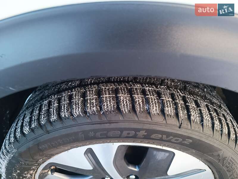 Внедорожник / Кроссовер Kia Niro 2020 в Луцке