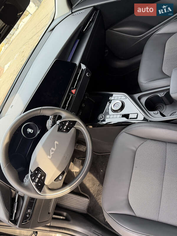 Позашляховик / Кросовер Kia Niro 2023 в Калуші