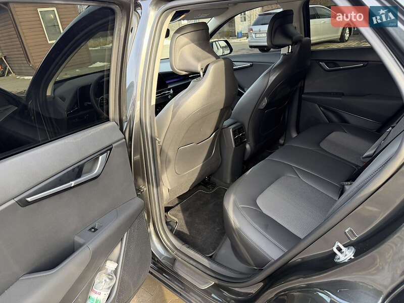 Позашляховик / Кросовер Kia Niro 2023 в Калуші