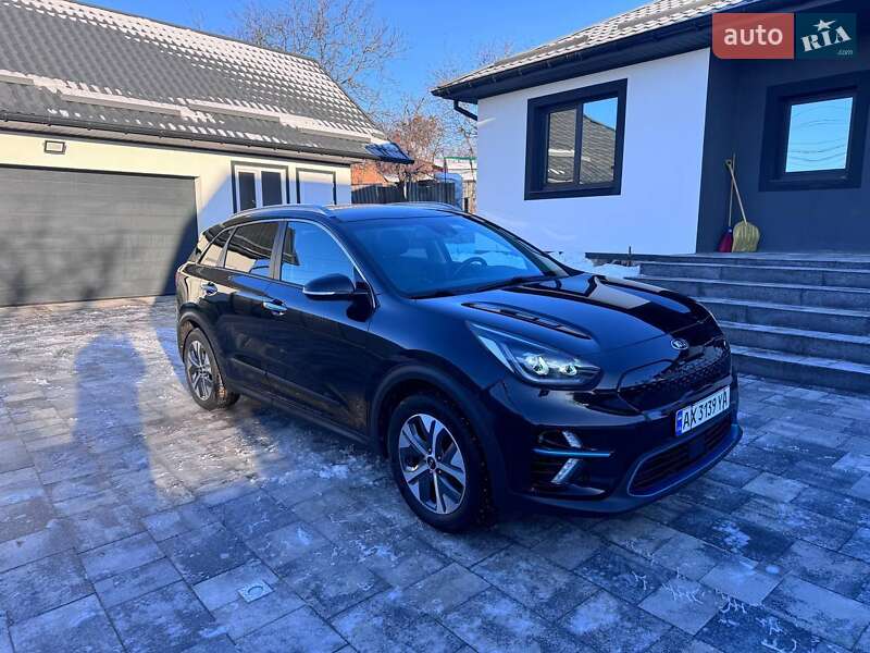 Внедорожник / Кроссовер Kia Niro 2020 в Богодухове