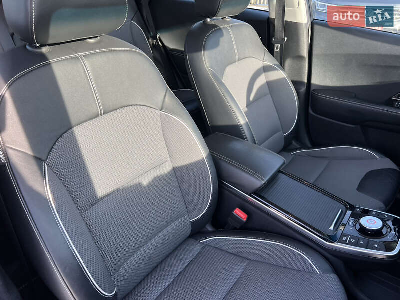 Внедорожник / Кроссовер Kia Niro 2021 в Луцке