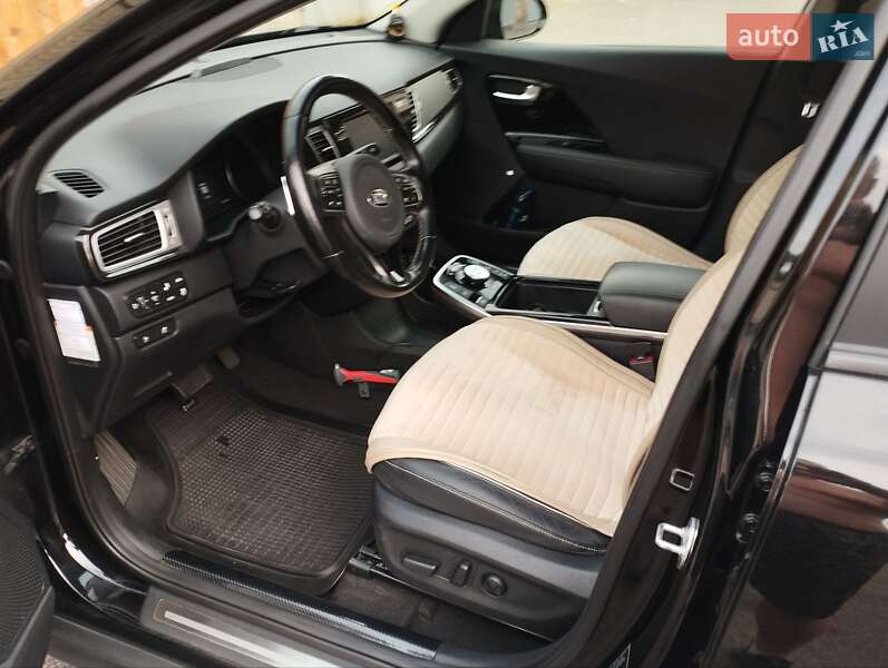 Внедорожник / Кроссовер Kia Niro 2019 в Киеве