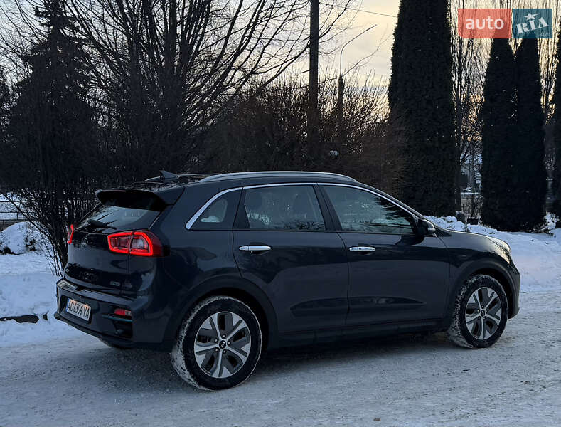Позашляховик / Кросовер Kia Niro 2019 в Тернополі фото 11 Позашляховик / Кросовер Kia Niro 2019 в Тернополі