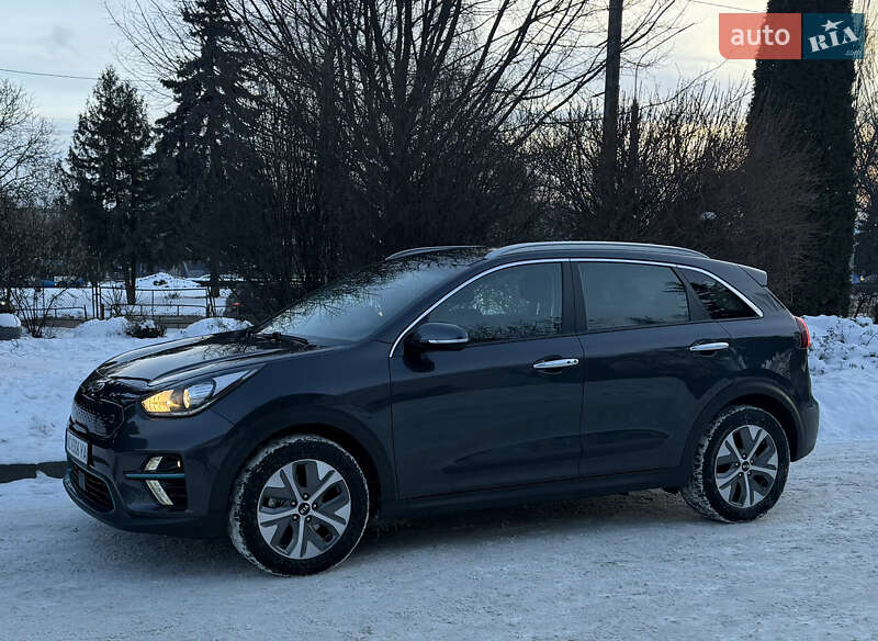 Позашляховик / Кросовер Kia Niro 2019 в Тернополі фото 20 Позашляховик / Кросовер Kia Niro 2019 в Тернополі