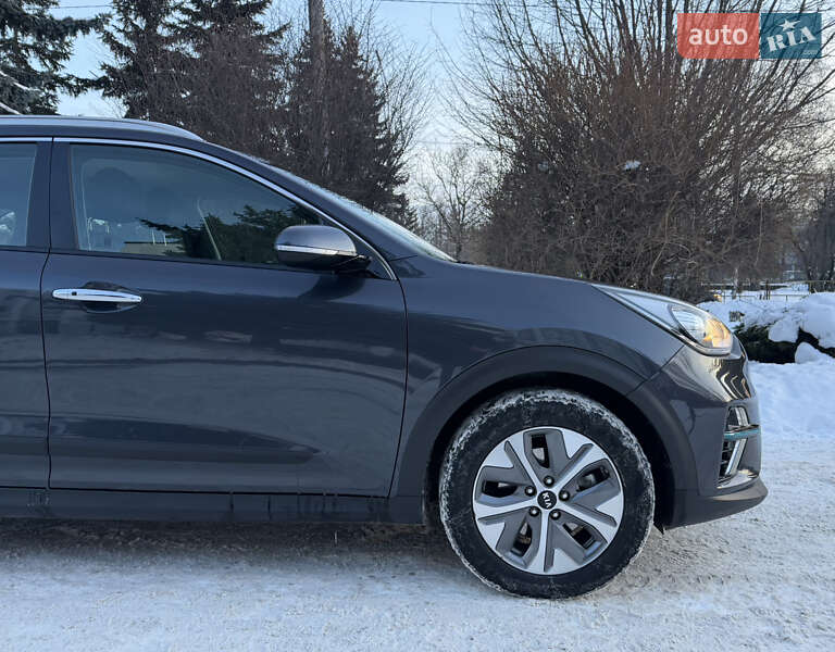 Позашляховик / Кросовер Kia Niro 2019 в Тернополі фото 31 Позашляховик / Кросовер Kia Niro 2019 в Тернополі