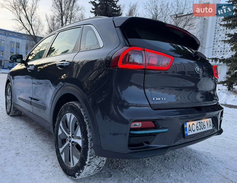 Позашляховик / Кросовер Kia Niro 2019 в Тернополі фото 43 Позашляховик / Кросовер Kia Niro 2019 в Тернополі