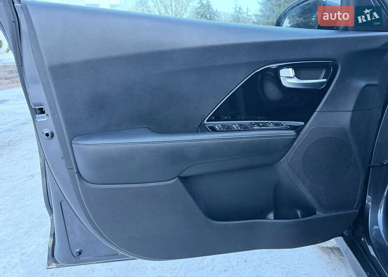 Позашляховик / Кросовер Kia Niro 2019 в Тернополі фото 75 Позашляховик / Кросовер Kia Niro 2019 в Тернополі