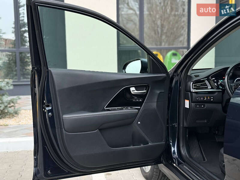 Внедорожник / Кроссовер Kia Niro 2020 в Киеве
