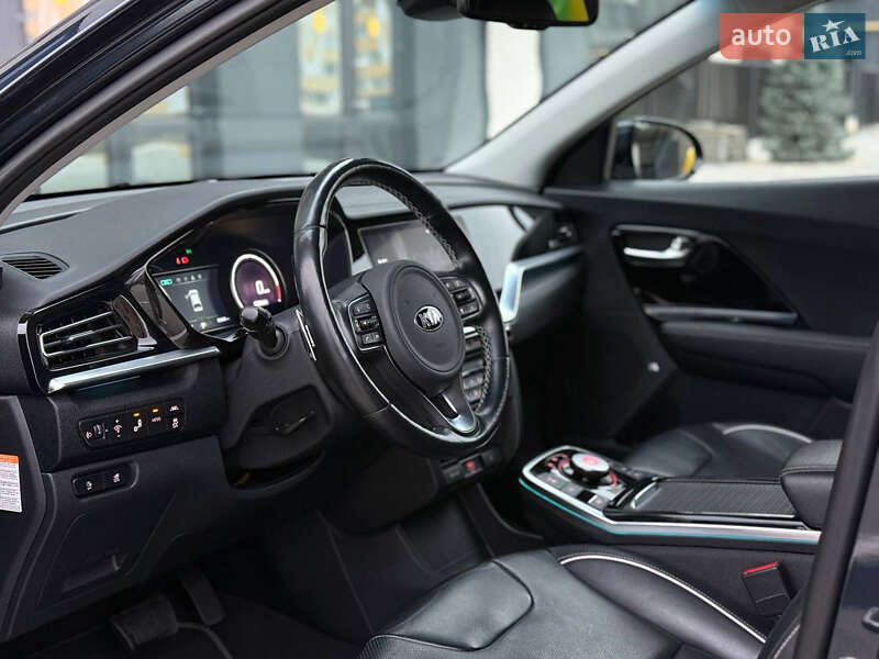Внедорожник / Кроссовер Kia Niro 2020 в Киеве