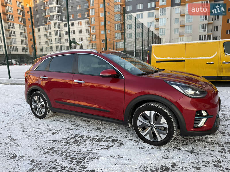Позашляховик / Кросовер Kia Niro 2020 в Вінниці фото 11 Позашляховик / Кросовер Kia Niro 2020 в Вінниці