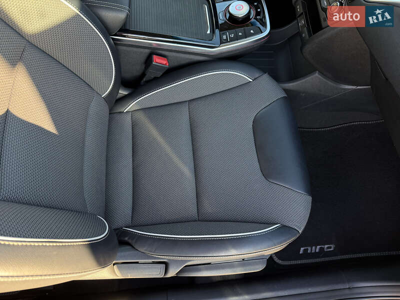 Внедорожник / Кроссовер Kia Niro 2020 в Виннице фото 21 Внедорожник / Кроссовер Kia Niro 2020 в Виннице