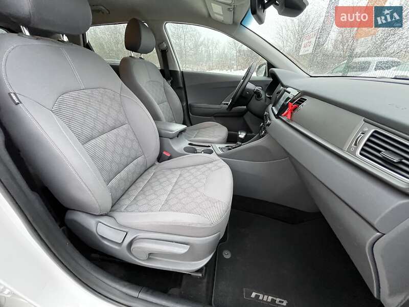 Позашляховик / Кросовер Kia Niro 2019 в Бердичеві фото 37 Позашляховик / Кросовер Kia Niro 2019 в Бердичеві