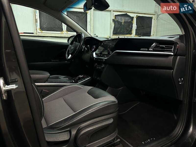 Внедорожник / Кроссовер Kia Niro 2022 в Львове