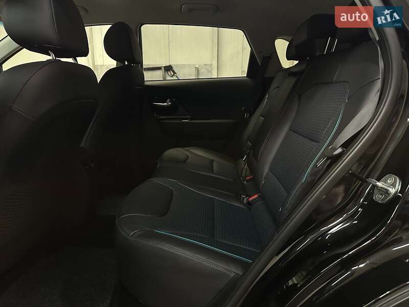 Внедорожник / Кроссовер Kia Niro 2021 в Львове