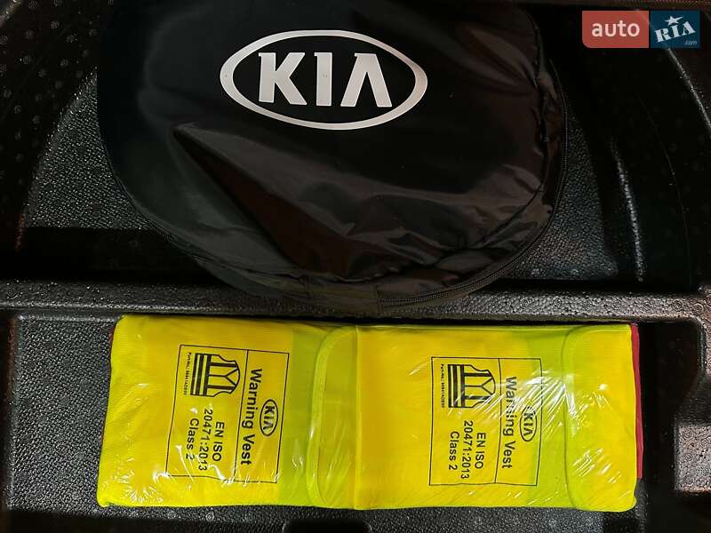 Внедорожник / Кроссовер Kia Niro 2021 в Львове