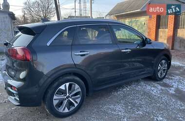 Внедорожник / Кроссовер Kia Niro 2022 в Одессе