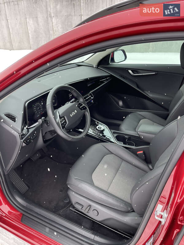 Внедорожник / Кроссовер Kia Niro 2023 в Житомире