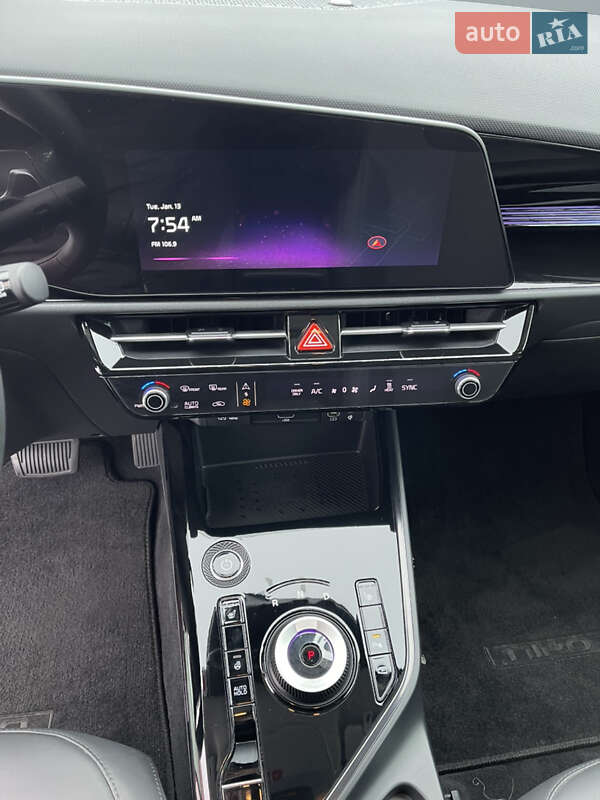 Внедорожник / Кроссовер Kia Niro 2023 в Житомире