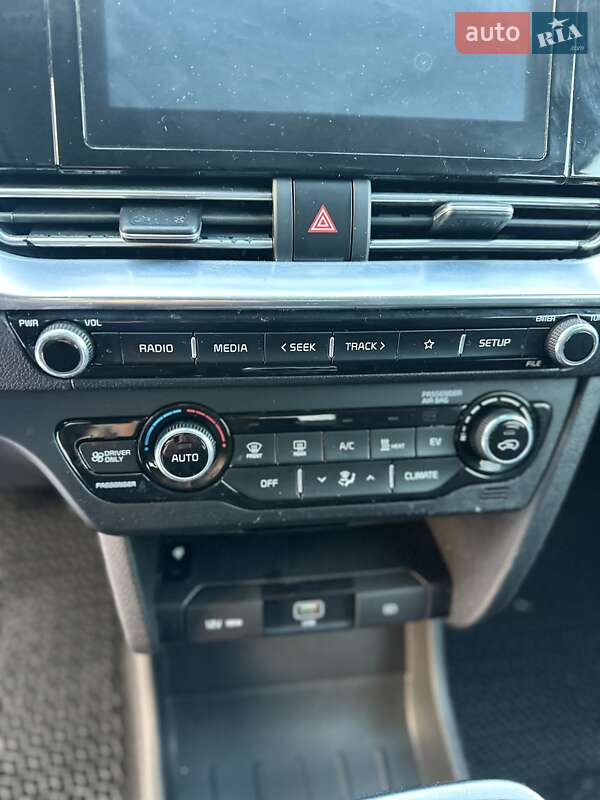 Внедорожник / Кроссовер Kia Niro 2022 в Виннице