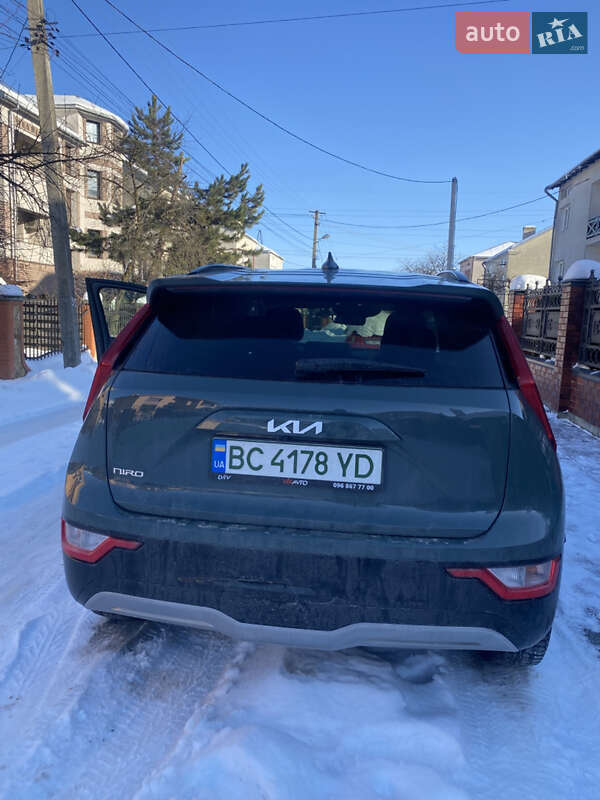Внедорожник / Кроссовер Kia Niro 2024 в Львове