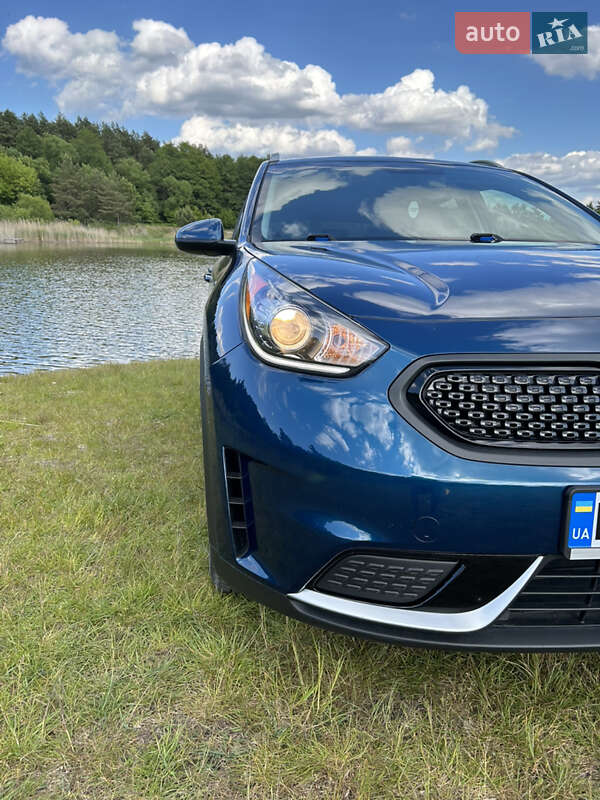 Внедорожник / Кроссовер Kia Niro 2019 в Львове