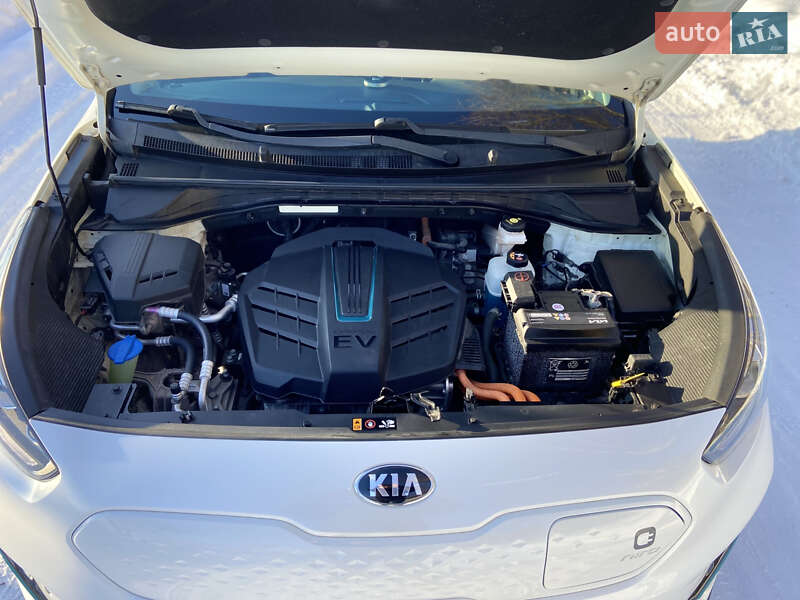 Внедорожник / Кроссовер Kia Niro 2019 в Ровно фото 14 Внедорожник / Кроссовер Kia Niro 2019 в Ровно