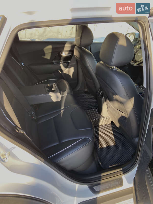 Внедорожник / Кроссовер Kia Niro 2019 в Ровно фото 32 Внедорожник / Кроссовер Kia Niro 2019 в Ровно