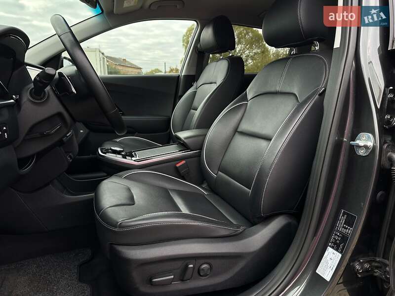 Внедорожник / Кроссовер Kia Niro 2020 в Львове