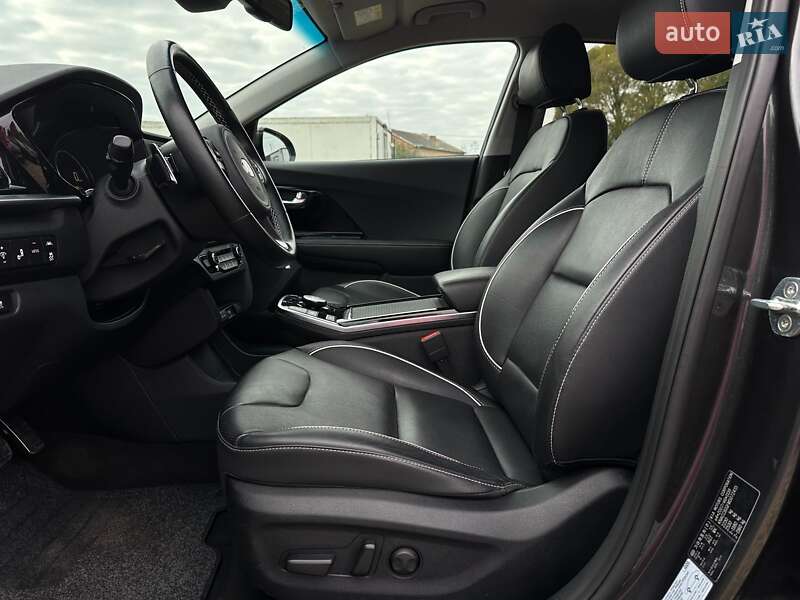 Внедорожник / Кроссовер Kia Niro 2020 в Львове