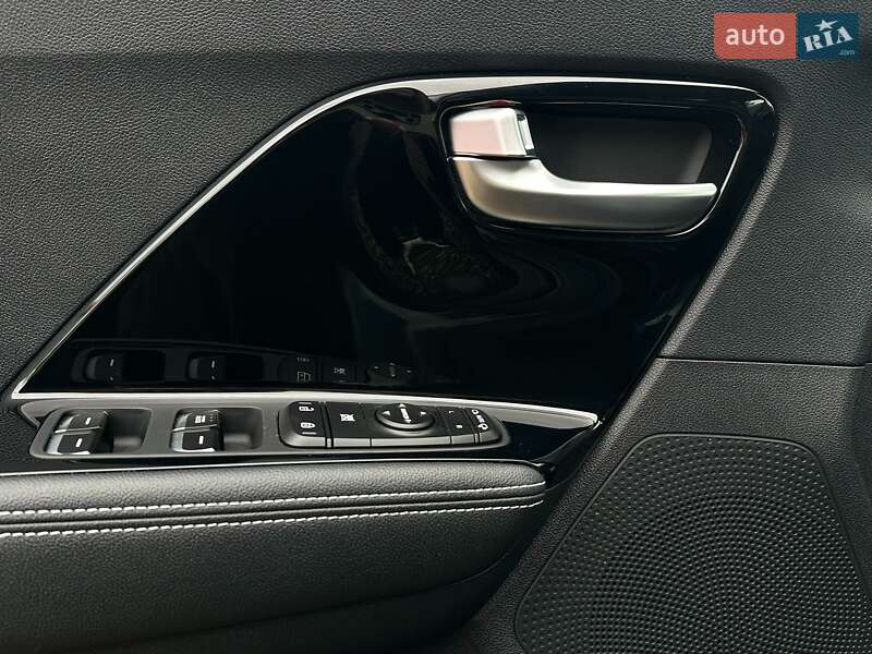 Внедорожник / Кроссовер Kia Niro 2021 в Львове