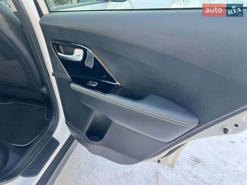 Внедорожник / Кроссовер Kia Niro 2020 в Бродах