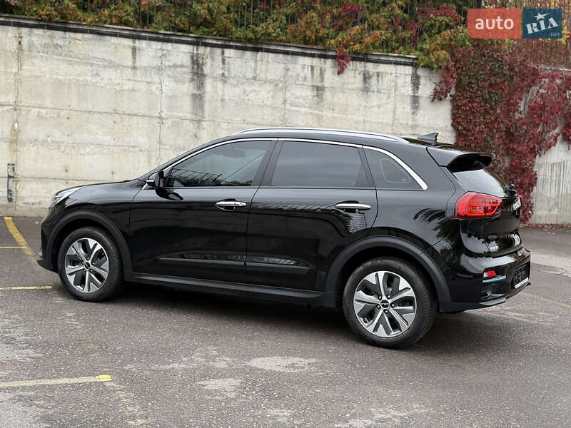 Внедорожник / Кроссовер Kia Niro 2022 в Ровно фото 14 Внедорожник / Кроссовер Kia Niro 2022 в Ровно