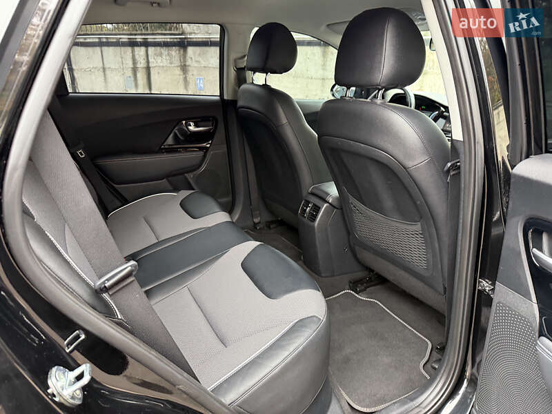 Внедорожник / Кроссовер Kia Niro 2022 в Ровно фото 43 Внедорожник / Кроссовер Kia Niro 2022 в Ровно
