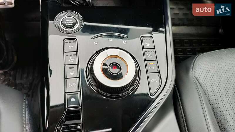 Внедорожник / Кроссовер Kia Niro 2022 в Житомире