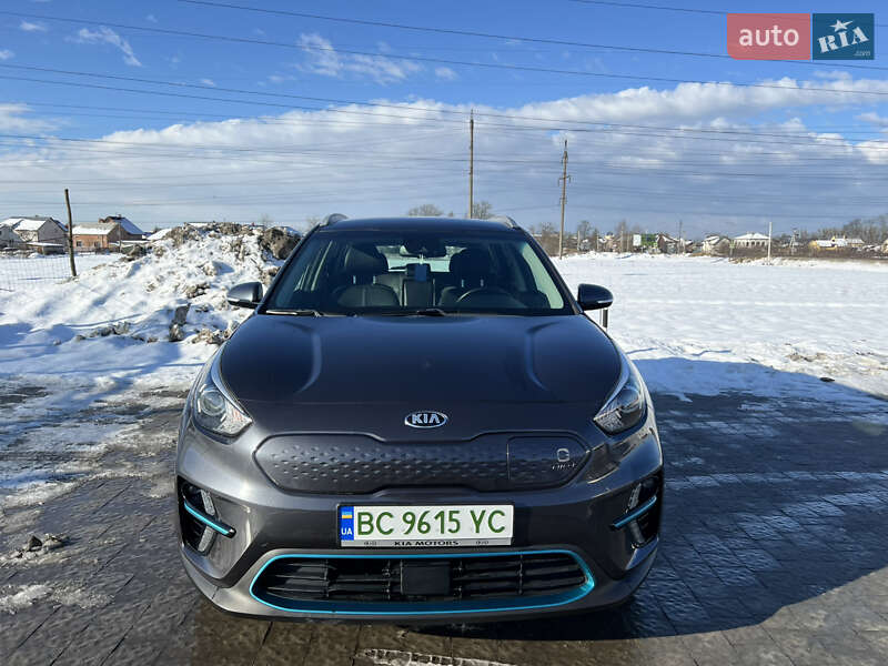 Внедорожник / Кроссовер Kia Niro 2020 в Львове фото 5 Внедорожник / Кроссовер Kia Niro 2020 в Львове