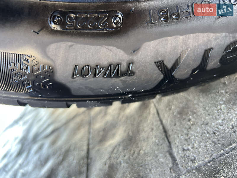 Внедорожник / Кроссовер Kia Niro 2020 в Львове фото 18 Внедорожник / Кроссовер Kia Niro 2020 в Львове