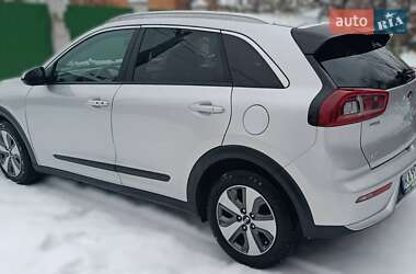 Внедорожник / Кроссовер Kia Niro 2018 в Киеве