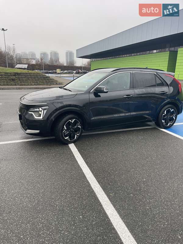Внедорожник / Кроссовер Kia Niro 2023 в Киеве