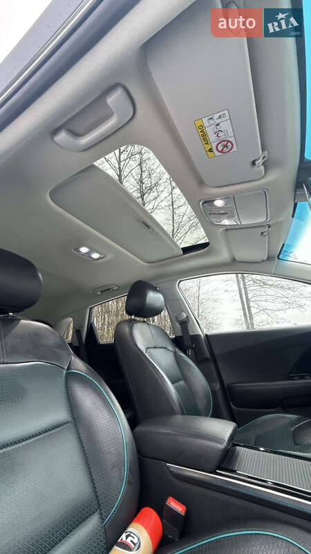 Внедорожник / Кроссовер Kia Niro 2019 в Виннице фото 87 Внедорожник / Кроссовер Kia Niro 2019 в Виннице