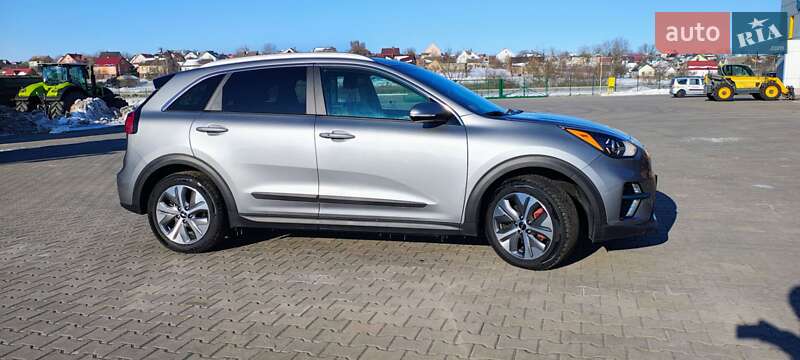 Внедорожник / Кроссовер Kia Niro 2022 в Ровно